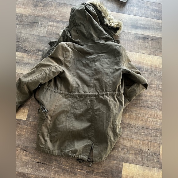 Long winter coat - Picture 4 of 4